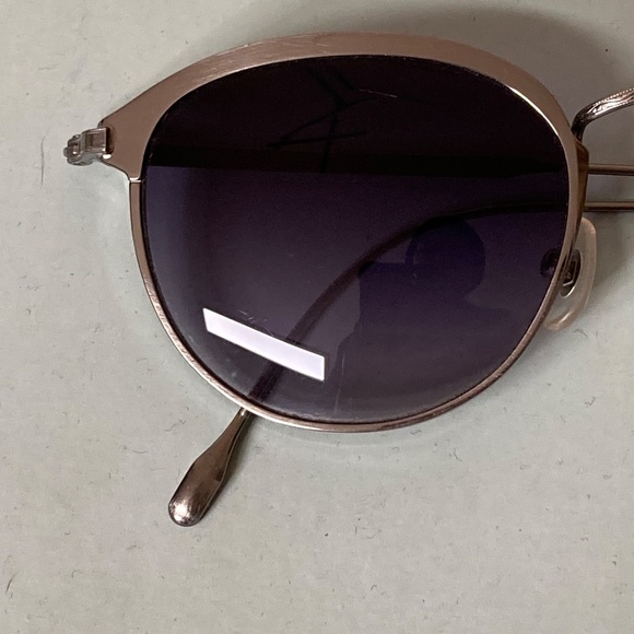 Sama Titanium Sunglasses Silvertone Frame Round Lenses Grey Excellent Condition main image 12